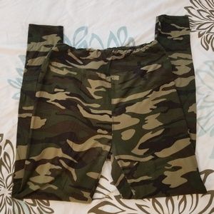 LuLaRoe Camo Leggings